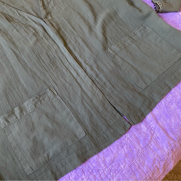 JOHNNY WAS fabulous linen top. Olive green. Hook closure. Beaded sleeves. Size M - Picture 6 of 8